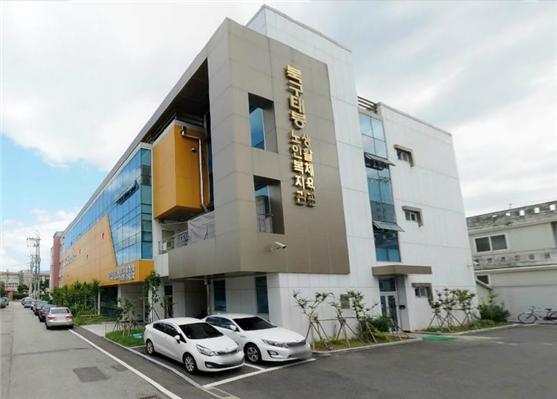 북구 태봉생활체육관 사진.jpg