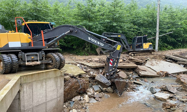 02-2 감곡면 농로 응급복구사진(2020년 여름).jpg