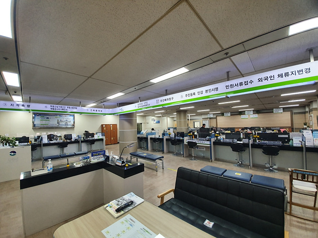 04-1 민원실 미디어라인 정비.jpg