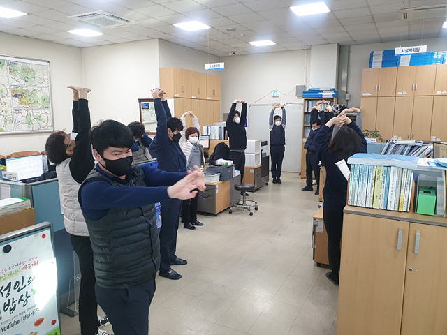 6. 스트레칭.jpg