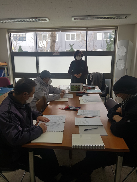 01-1 사할린동포회 수업 사진.jpg