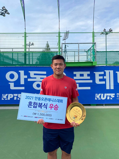 추가1. 김재환 선수, 안동오픈 테니스대회 혼합복식 우승.jpg