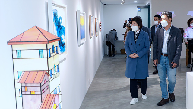 5. 5월 1일 안성천 우리동네 작은미술관 '결 갤러리' 개관전 (1).jpg
