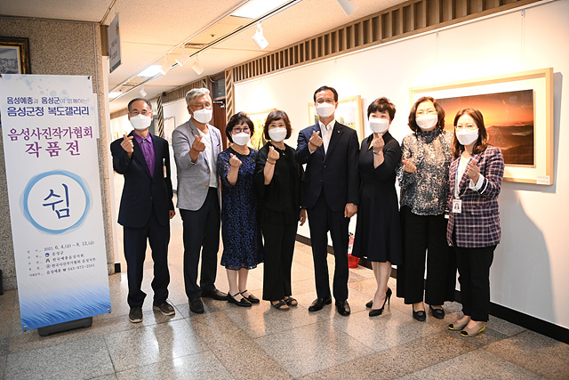 01-1 복도 갤러리 2차 전시회 개최.jpg