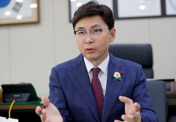 보성군수 김철우 인터뷰사진 (3).JPG 축소.JPG
