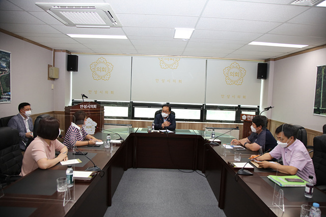27 공도 초중통합학교 신설관련 간담회 개최.jpg