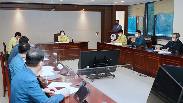 5. 피해농가지원 대책회의1.jpg