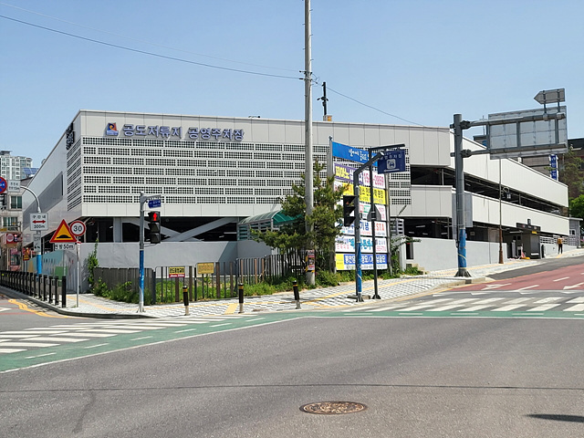 1. 무인관제시스템 도입 공영주차장 시작-공도저류지 공영주차장 모습.jpg