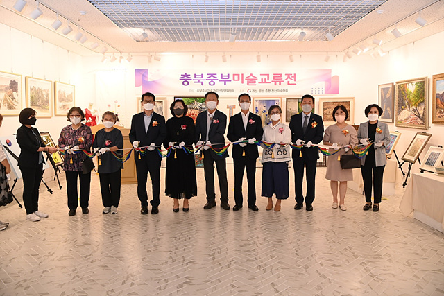 3. 음성군, 제7회 충북중부미술교류전 개최(1).jpg