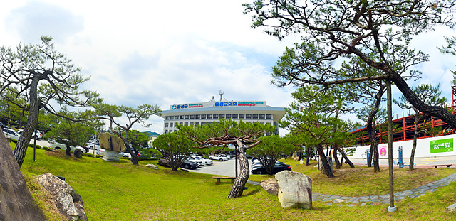 청사 앞 전경 (1).jpg