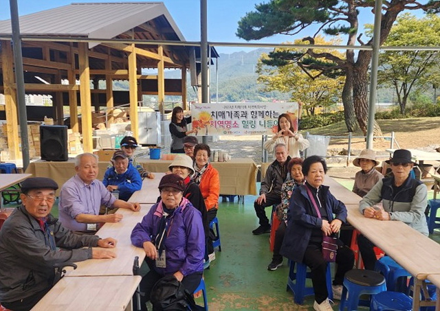 광주시 치매안심센터, 치매 환자와 가족 대상 ‘지역 명소 힐링 나들이’ 운영 (3).jpg