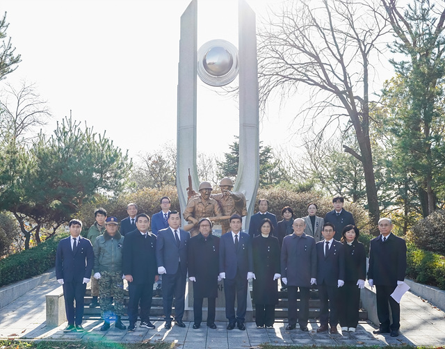 광주시, 제84회 순국선열의 날 기념 ‘순국선열 및 호국영령 합동 추모식’ 개최 (2).jpg