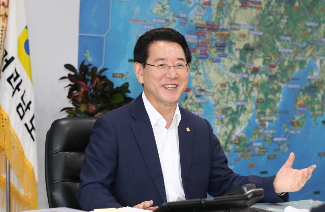 김영록 지사1 (2).jpg