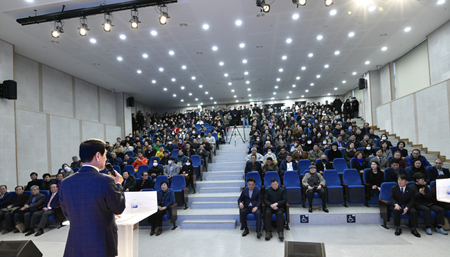 출판사진.jpg