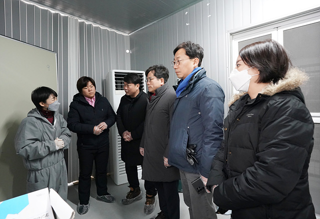 [사진자료] 하남시의회 도시건설위원회, 1월 22일 미사동 소재 '하남시 동물보호센터' 운영‧관리 실태 점검 현장.(사진_하남시의회 제공).jpg