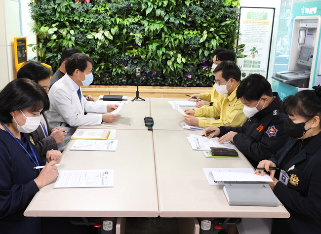 경기도의료원 수원병원 현장방문(2) (1).jpg
