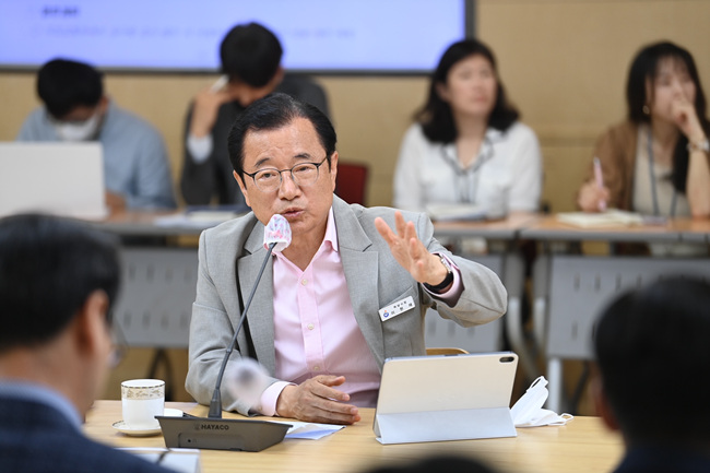 이현재 하남시장 “국도비 총력 확보 및 공공요금 지출 절감 통해 재정 위기 돌파”.jpg