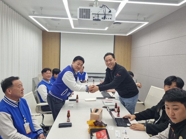 엄태준 후보, SK하이닉스 노동조합과 정책간담회1.jpg