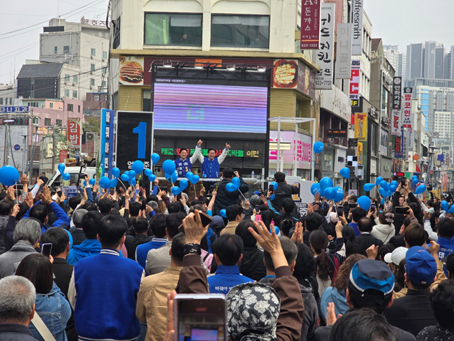 이재명 대표 이천4번째 방문.jpg