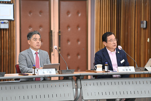 (사진2)하남시, 제5회 정책모니터링단 정기회의 개최···연간 정책모니터링단 활동 성과 공유.jpg