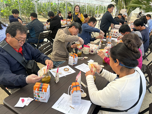 3-1. 보성군, ‘2026년 보성생명농업대학 청년리더반’ 교육생 모집_2025년 보성생명농업대학 현장학습.jpg