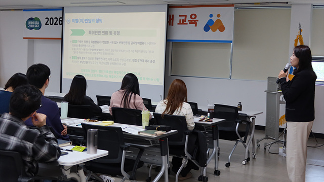 260427_[사진자료] 경상원, ‘민원응대 교육’ 실시…고객 만족도 향상 나서(!).jpg