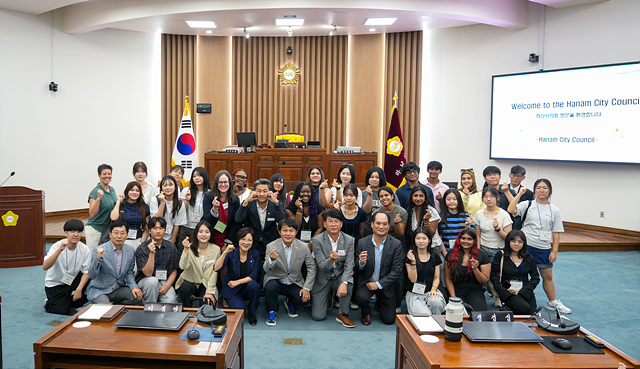 [보도자료 사진02]하남시의회, 하남시의회, 미국 리틀락시 청소년 교류단 공식 접견.jpg